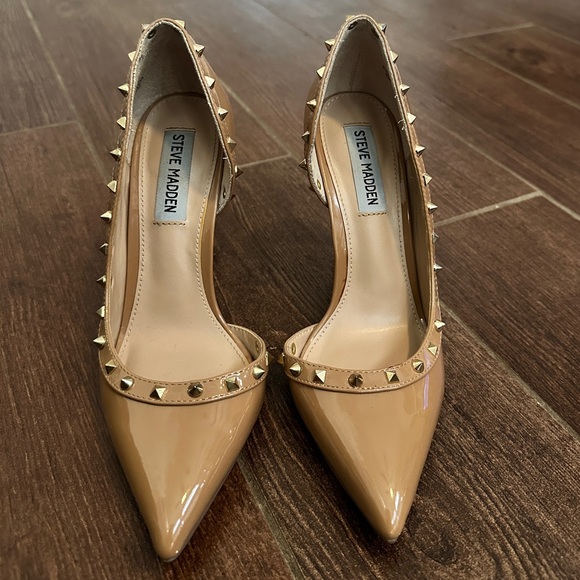 Gold & Tan Steve Madden Heels - Picture 4 of 6
